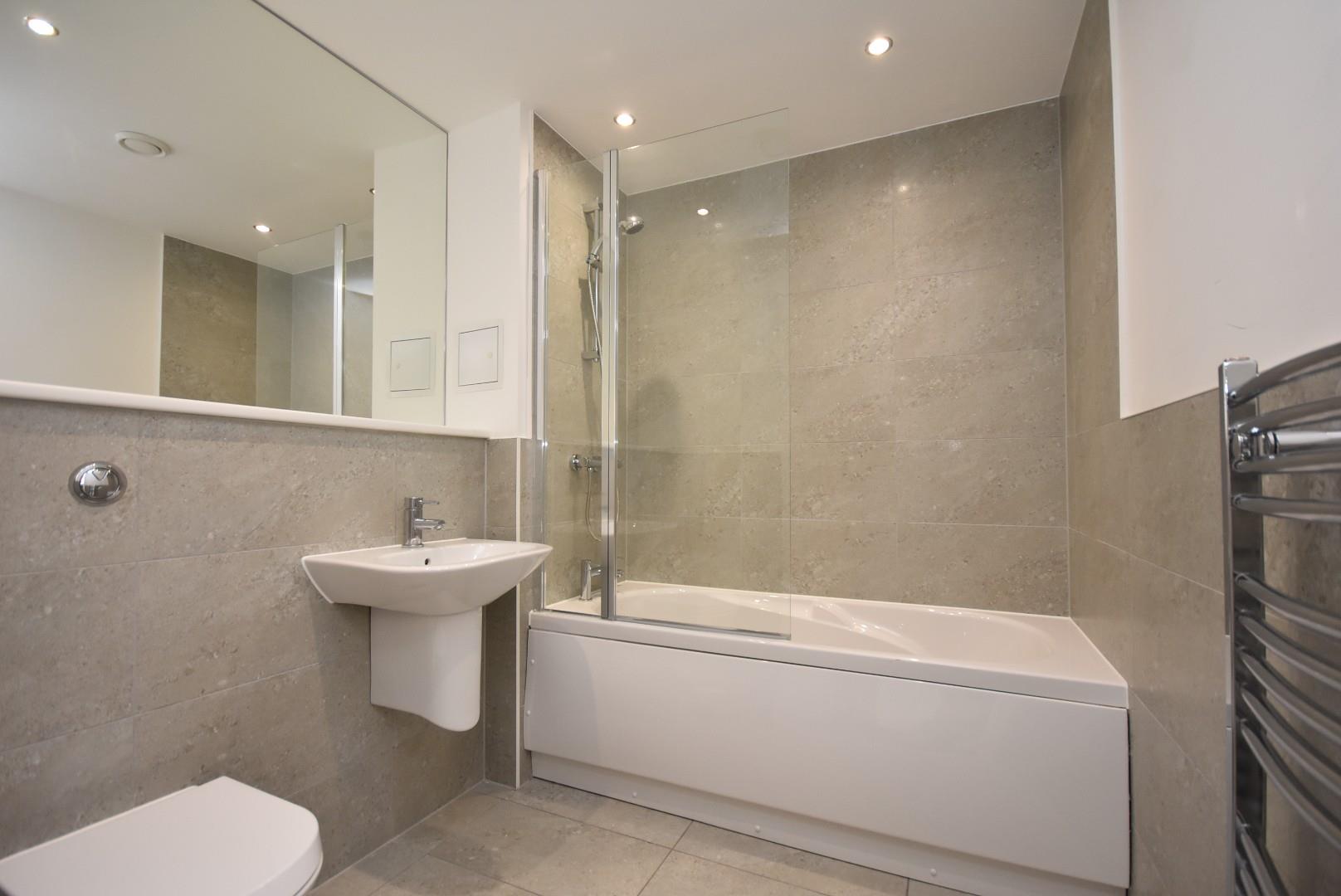 73 Davaar House, Ferry Court, Cardiff, CF11 0LB